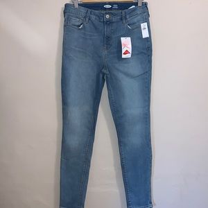 Old Navy Rockstar Super Skinny High-Rise Jeans